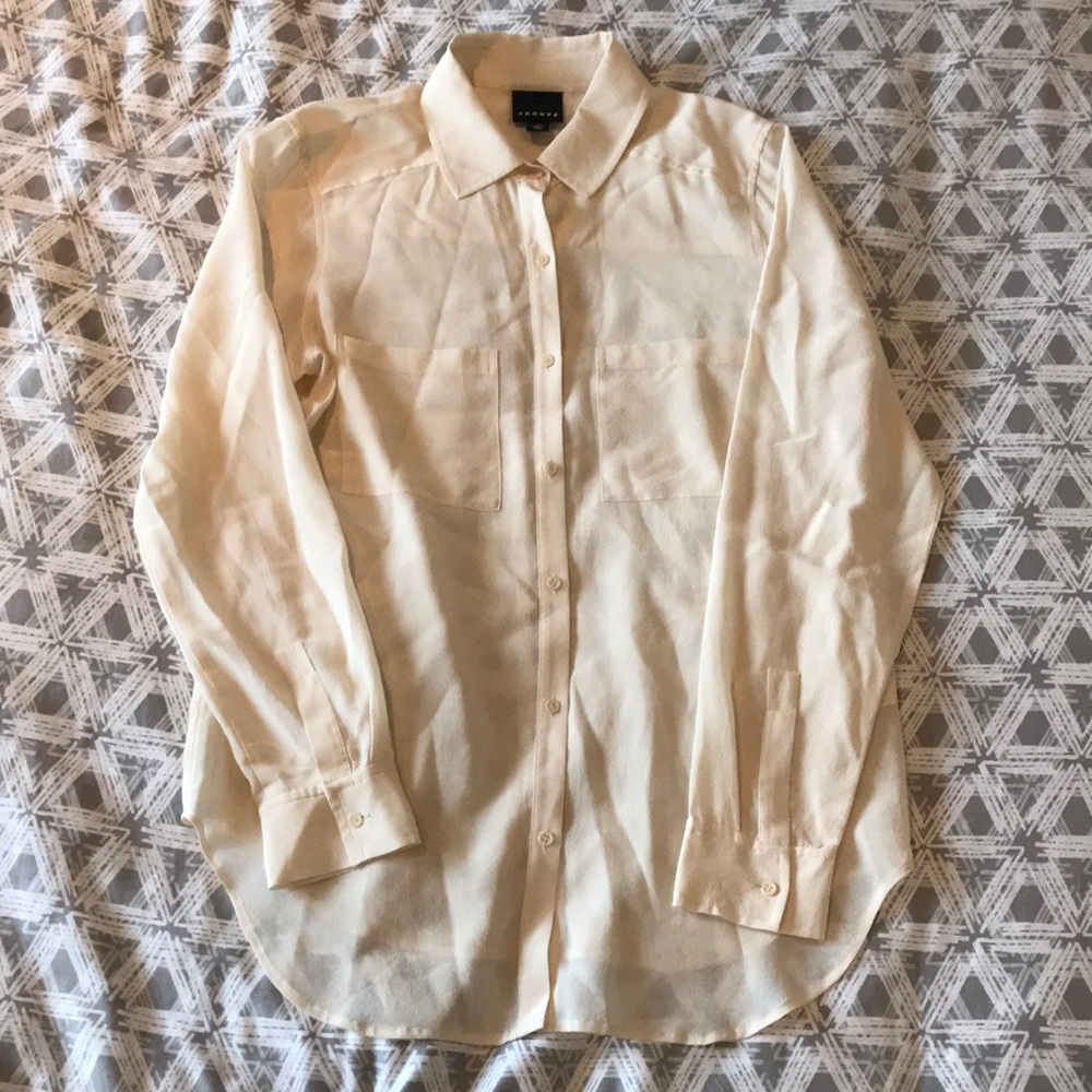 BOGO! Trouve 100% silk button down top